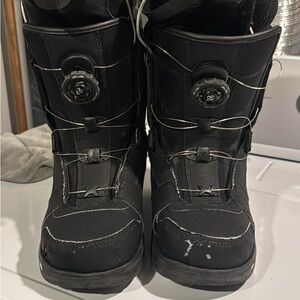 Women’s vans encore OG Black Snowboarding 🏂 Boots with BOA system